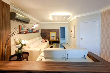 Apartamento para alugar com 195m², 4 quartos e 3 vagasSala