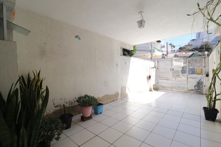 Casa à venda com 150m², 3 quartos e 1 vagaGaragem