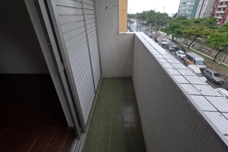 Apartamento para alugar com 100m², 2 quartos e 1 vagaVaranda do Quarto 2