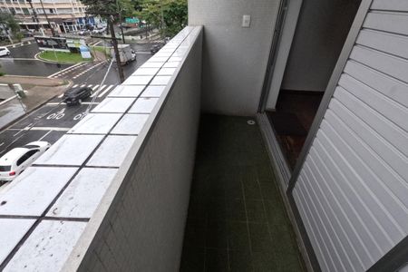 Apartamento para alugar com 100m², 2 quartos e 1 vagaVaranda do Quarto 2