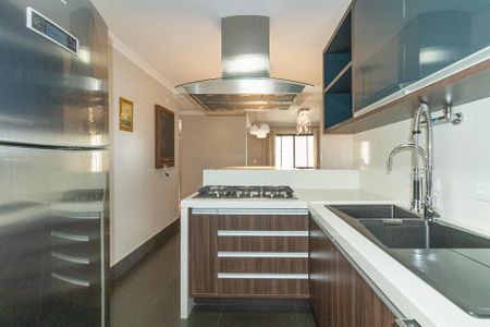Apartamento à venda com 176m², 3 quartos e 2 vagasCozinha
