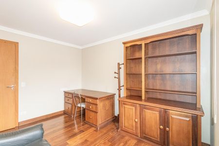 Apartamento à venda com 176m², 3 quartos e 2 vagasQuarto