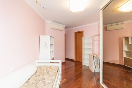 Apartamento à venda com 176m², 3 quartos e 2 vagasSuíte 2