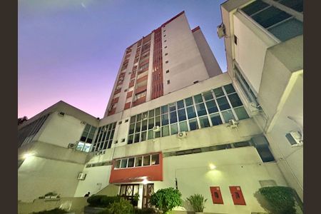 Apartamento à venda com 71m², 2 quartos e 1 vagaFachada