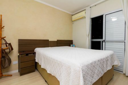 Casa de condomínio à venda com 130m², 3 quartos e 2 vagasSuíte 