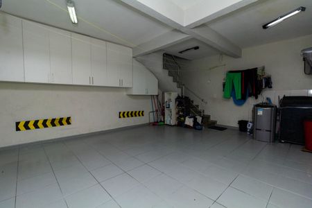 Casa de condomínio à venda com 130m², 3 quartos e 2 vagasGaragem