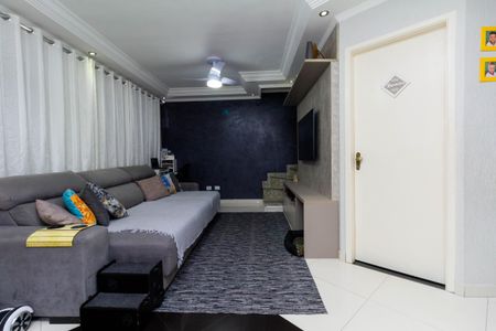 Casa de condomínio à venda com 130m², 3 quartos e 2 vagasSala