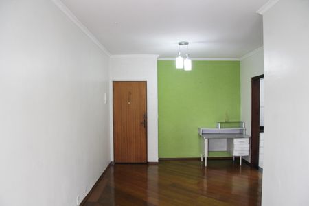 Apartamento à venda com 65m², 2 quartos e 1 vagaSala 