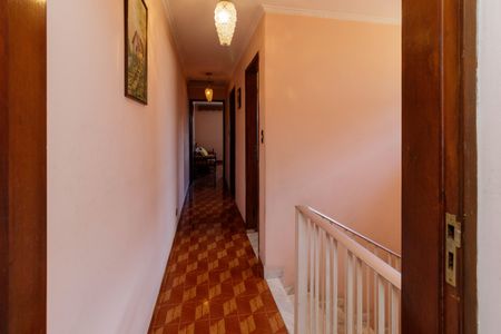 Casa à venda com 182m², 3 quartos e 2 vagasCorredor