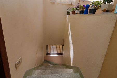 Casa à venda com 182m², 3 quartos e 2 vagasEscada