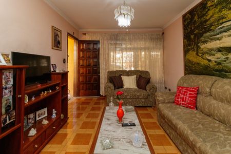 Casa à venda com 182m², 3 quartos e 2 vagasSala