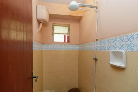 Casa à venda com 182m², 3 quartos e 2 vagasBanheiro de serviço