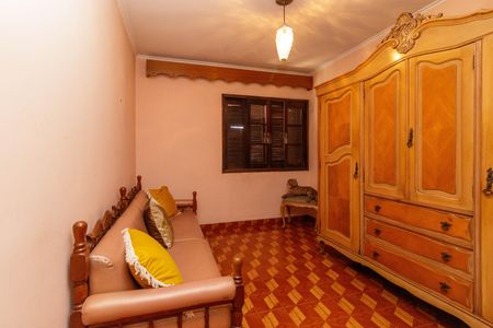 Casa à venda com 182m², 3 quartos e 2 vagasQuarto 3