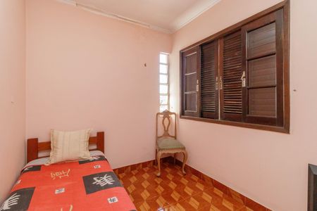 Casa à venda com 182m², 3 quartos e 2 vagasQuarto 2