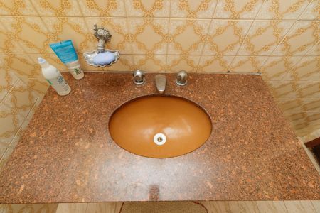 Casa à venda com 182m², 3 quartos e 2 vagasBanheiro - torneira