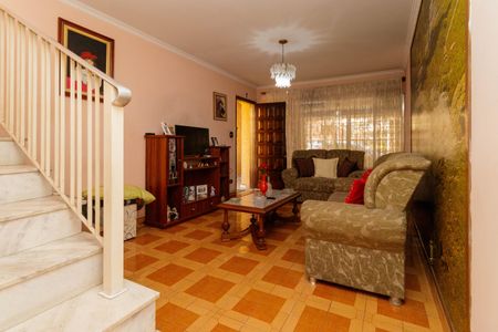 Casa à venda com 182m², 3 quartos e 2 vagasSala