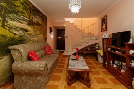 Casa à venda com 182m², 3 quartos e 2 vagasSala