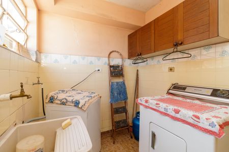 Casa à venda com 182m², 3 quartos e 2 vagasÁrea de Serviço