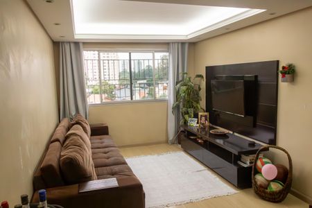 Apartamento à venda com 84m², 3 quartos e 1 vaga Apartamento à venda com 84m², 3 quartos e 1 vagaSala