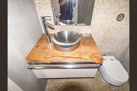 Apartamento à venda com 320m², 4 quartos e 4 vagasLavabo