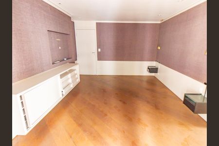 Apartamento à venda com 320m², 4 quartos e 4 vagasSuíte 4