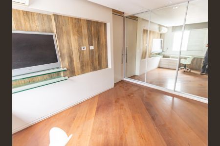 Apartamento à venda com 320m², 4 quartos e 4 vagasSuíte 3