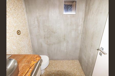 Apartamento à venda com 320m², 4 quartos e 4 vagasLavabo