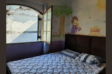 Casa à venda com 108m², 3 quartos e 2 vagas