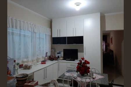 Casa à venda com 108m², 3 quartos e 2 vagas