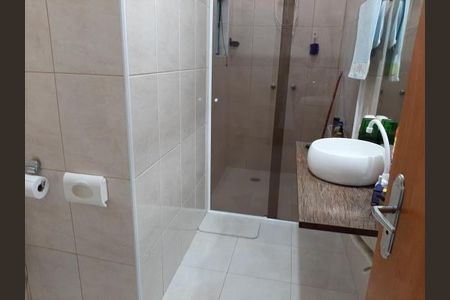 Casa à venda com 108m², 3 quartos e 2 vagas