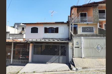 Casa à venda com 108m², 3 quartos e 2 vagas
