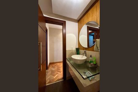 Apartamento à venda com 287m², 4 quartos e 2 vagasLavabo da Sala