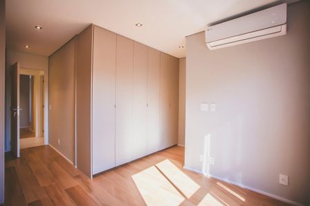 Apartamento à venda com 158m², 3 quartos e 2 vagasSuíte 1