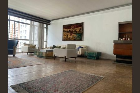 Apartamento à venda com 247m², 4 quartos e 2 vagas