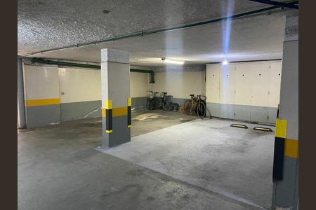 Apartamento à venda com 247m², 4 quartos e 2 vagas