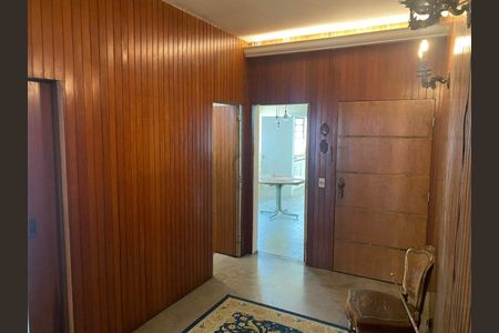 Apartamento à venda com 247m², 4 quartos e 2 vagas