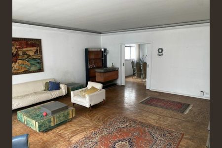 Apartamento à venda com 247m², 4 quartos e 2 vagas