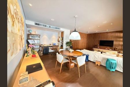 Apartamento à venda com 173m², 3 quartos e 3 vagas
