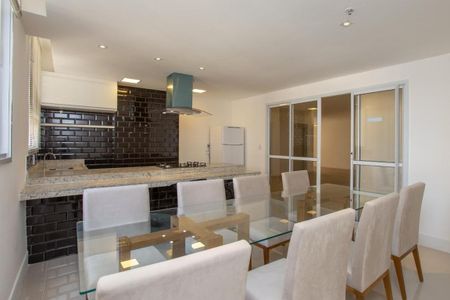 Apartamento à venda com 61m², 2 quartos e 1 vaga