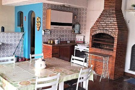 Casa à venda com 147m², 4 quartos e 2 vagas