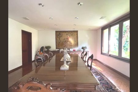 Casa à venda com 1162m², 5 quartos e 12 vagas