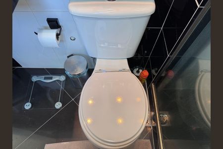 Apartamento à venda com 94m², 3 quartos e 2 vagas Apartamento à venda com 94m², 3 quartos e 2 vagasSuíte - Banheiro