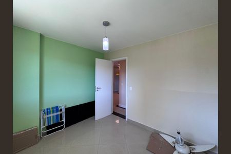 Apartamento à venda com 94m², 3 quartos e 2 vagas Apartamento à venda com 94m², 3 quartos e 2 vagasQuarto 2