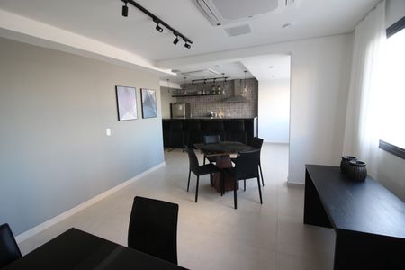 Apartamento para alugar com 55m², 2 quartos e 1 vagaÁrea comum - Salão de festas