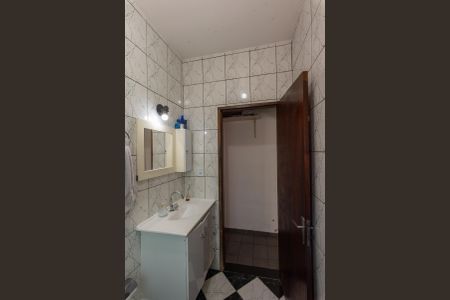 Casa à venda com 350m², 3 quartos e 3 vagasCasa 2- Banheiro