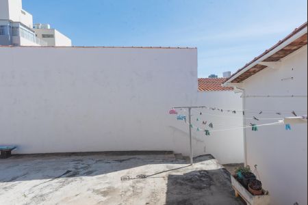 Casa à venda com 350m², 3 quartos e 3 vagasCasa 2- Vista do Quarto 2
