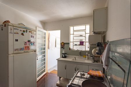 Casa à venda com 350m², 3 quartos e 3 vagasCasa 2- Cozinha