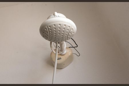 Casa à venda com 350m², 3 quartos e 3 vagasBanheiro 2