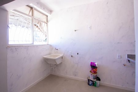 Apartamento à venda com 70m², 2 quartos e 1 vaga Apartamento à venda com 70m², 2 quartos e 1 vagaÁrea de Serviço