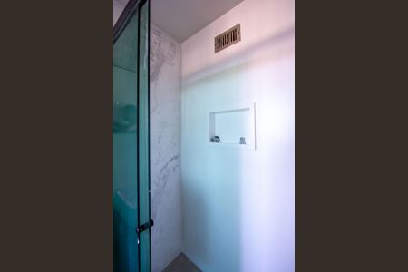 Apartamento à venda com 70m², 2 quartos e 1 vaga Apartamento à venda com 70m², 2 quartos e 1 vagaBanheiro da Suíte